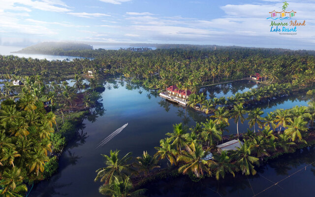 Munroe Island Lake Resorts