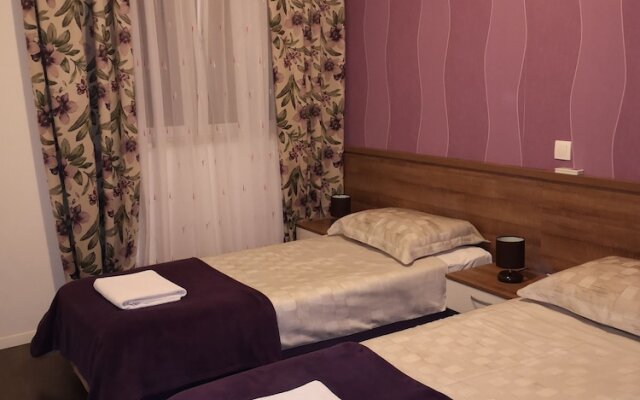 City Apartments Lani 4