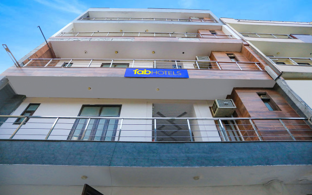 Fabhotel Station I