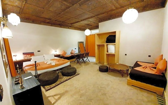Hotel NOMAD PALACE