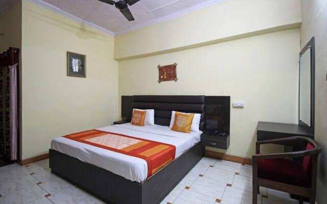 OYO 7928 Hotel Sehgal