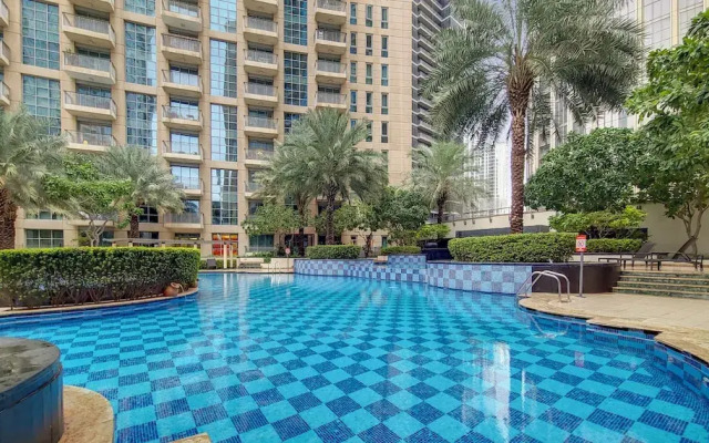 Manzil -Cozy 1BR Apt w/ Downtown Skyline Burj View