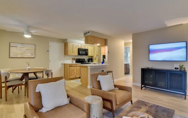 Lovely Vancouver Retreat w/ Home Gym!