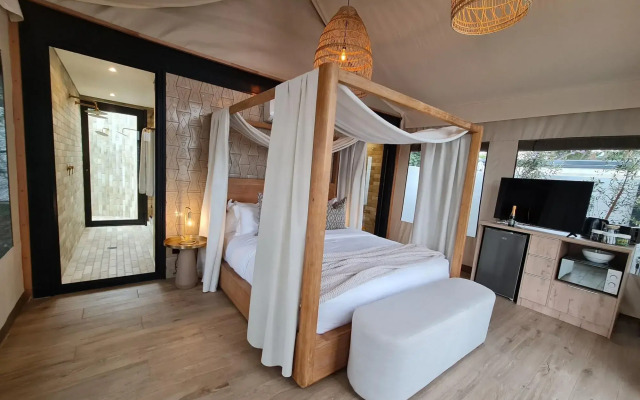 MINT Hotel 84 on Katherine