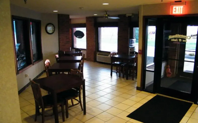 Capital O Amerihost Inn and Suites Mexico Hwy 54 MO