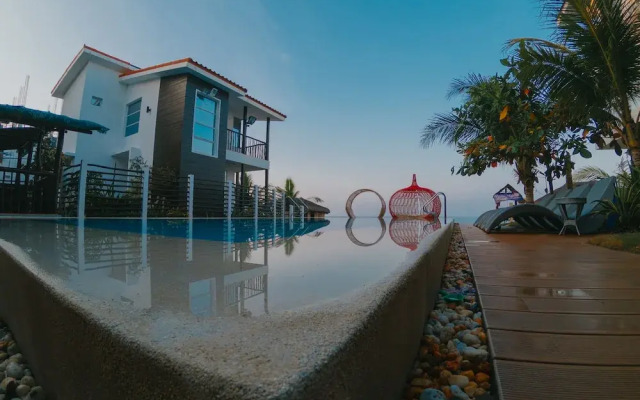 Casa Trias Hotel and Beach Resort