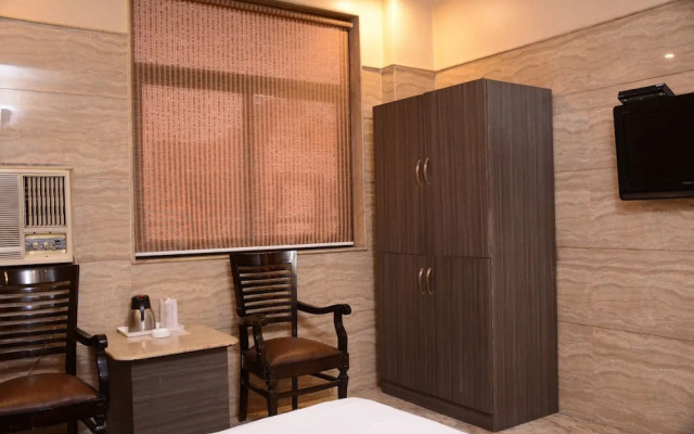 Hotel Maan K