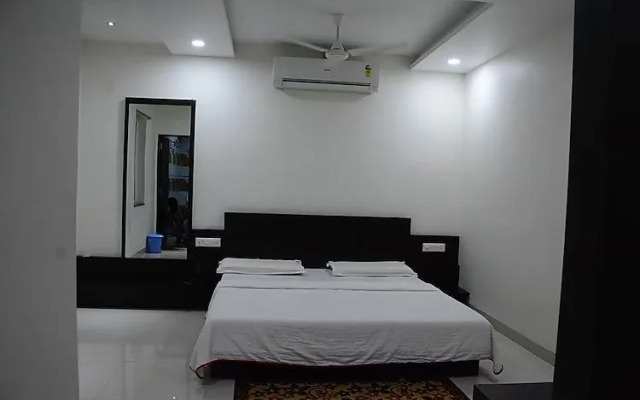 Hotel Royal Residency