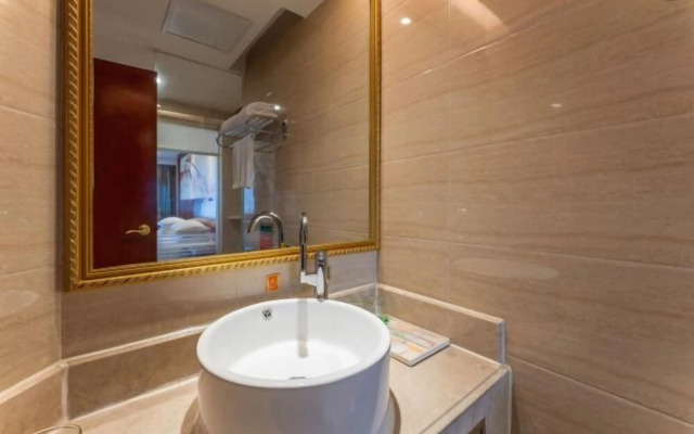 Vienna Hotel (Ji'an Railway Station)