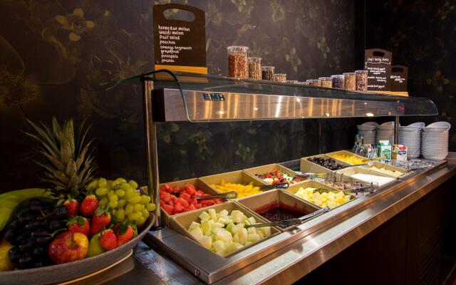 Crowne Plaza Birmingham City Centre by IHG