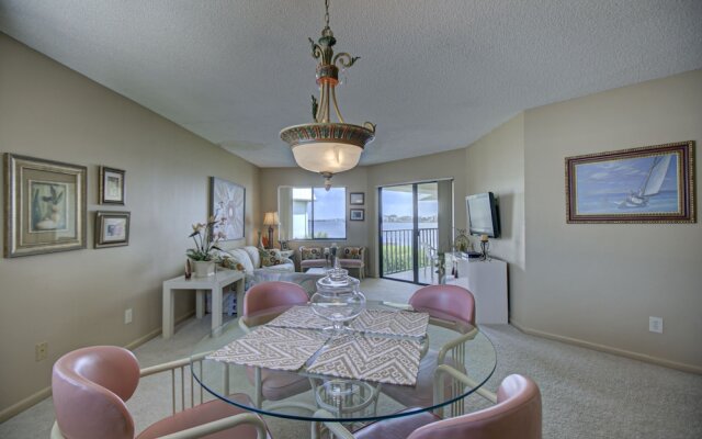 Bridgeport Condominiums