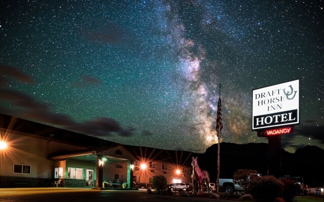 Draft Horse Inn and Suites