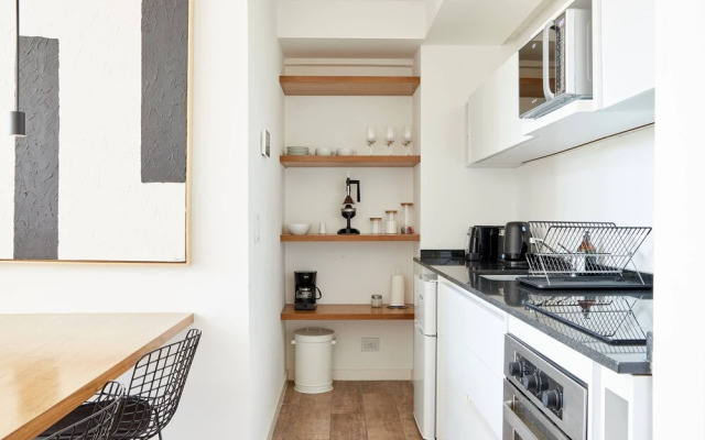 Unique triplex with rooftop private use