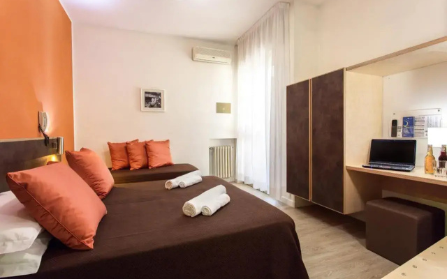 Hotel Antares