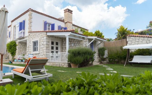Panda Alaçati Otel