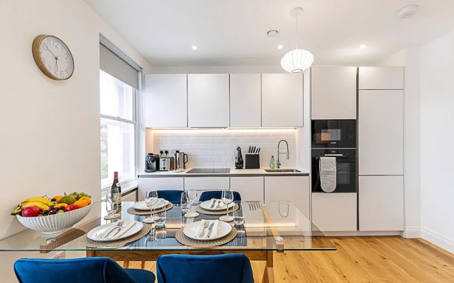 Upscale & Serene Getaway - Prime Chelsea Location!