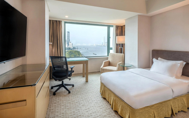 Holiday Inn Riverside Wuhan by IHG