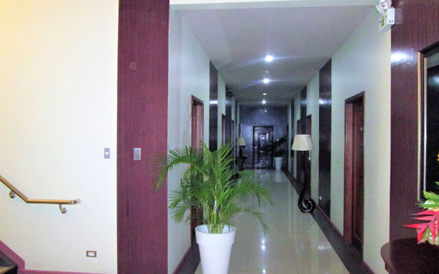 Uptown Condotel