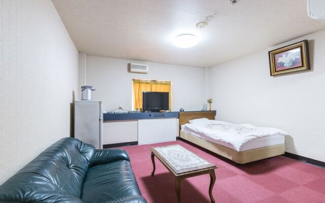 OYO Joetsu Central Hotel Takada-Nakamachi