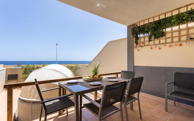 Home2Book Ocean View House El Médano, Pool