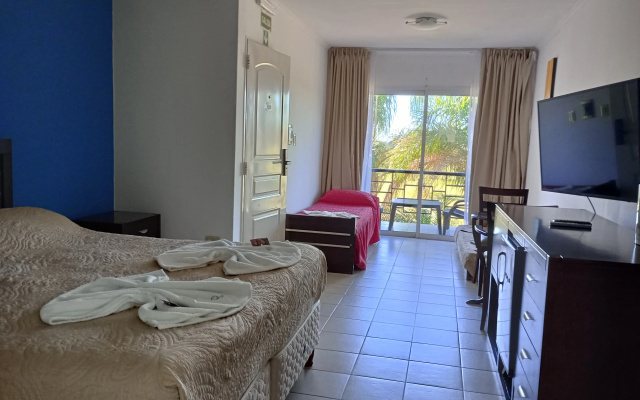 Brisas del Lago Apart & Hotel Federacion