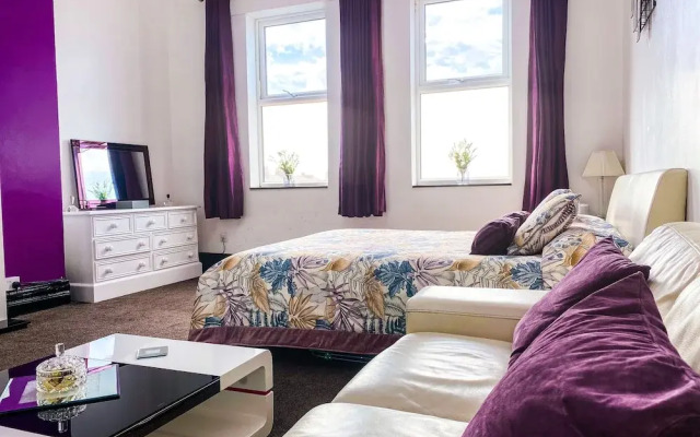 PHOENIX Executive Apartments