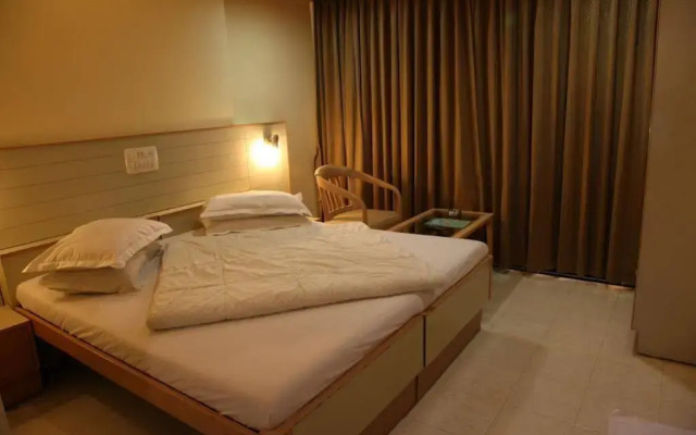 Hotel Ravi Kiran