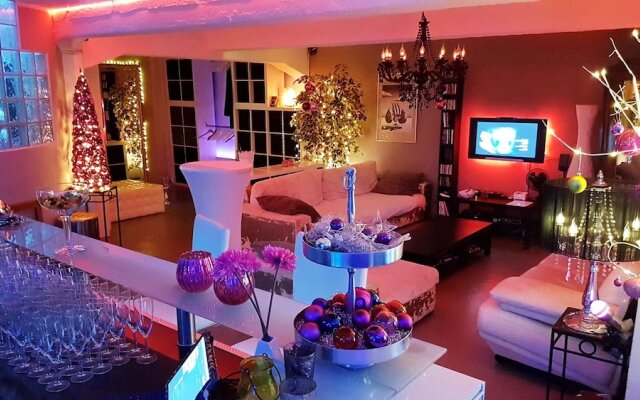 Helioslounge