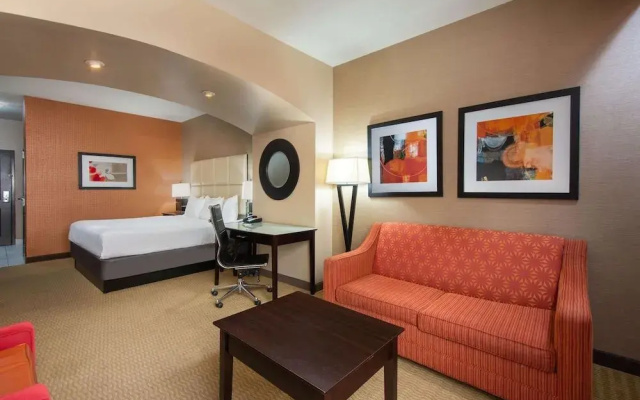 La Quinta Inn & Suites By Wyndham Harrisburg-Hershey