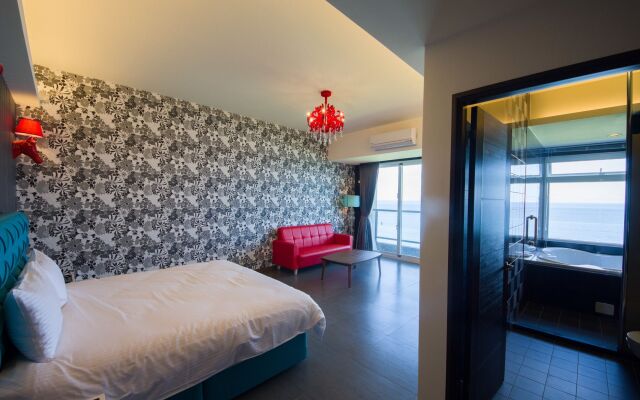 White Spray B&B