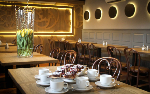 King Charles Boutique Hotel Residence