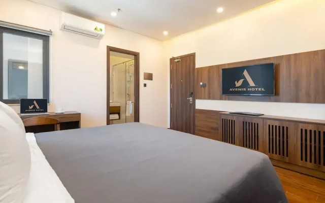 Avenis Hotel
