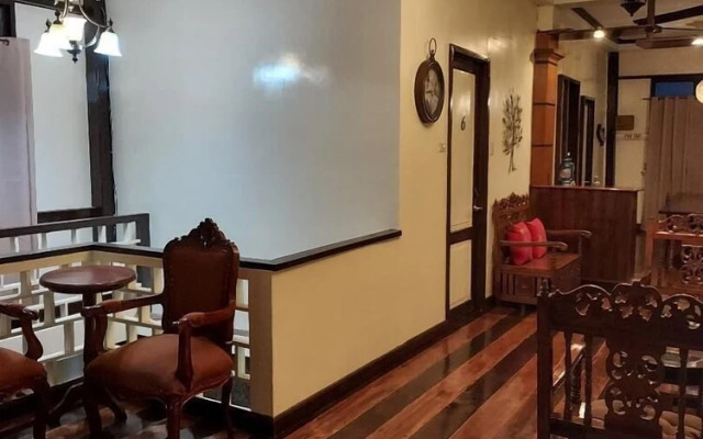 Tops Lodging House