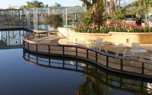 Qinglang Holiday Hotel Fuxian Lake