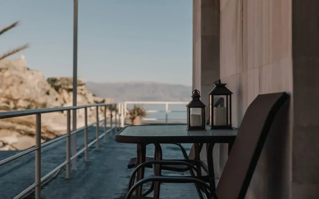 Old Fortress View Roof Top Apartment by Konnect