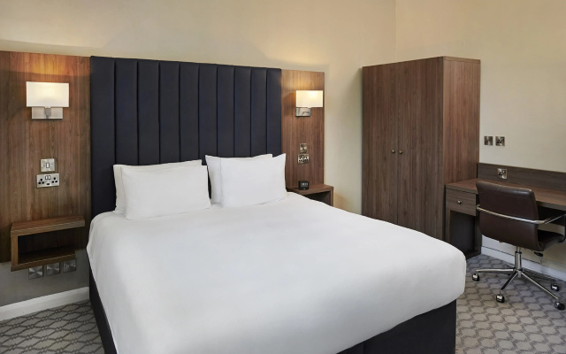 Avisford Park Hotel