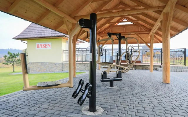 Folk Resort Domki i Apartamenty