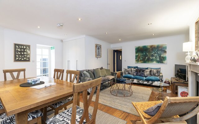 Charm 2BR South Kensington Flat Near Gloucester Rd