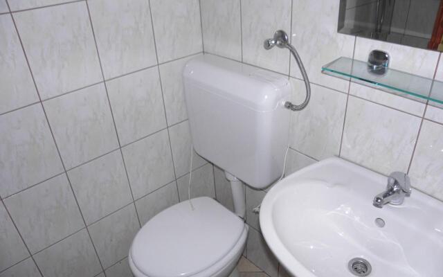 Studio apartment Kuce - 150m from the beach with parking: SA1 Susica, Island Ugljan