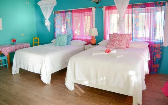 Somewhere West Negril
