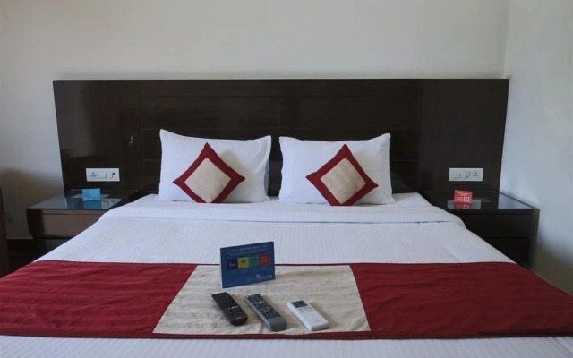 FabHotel Sikandarpur Metro Station