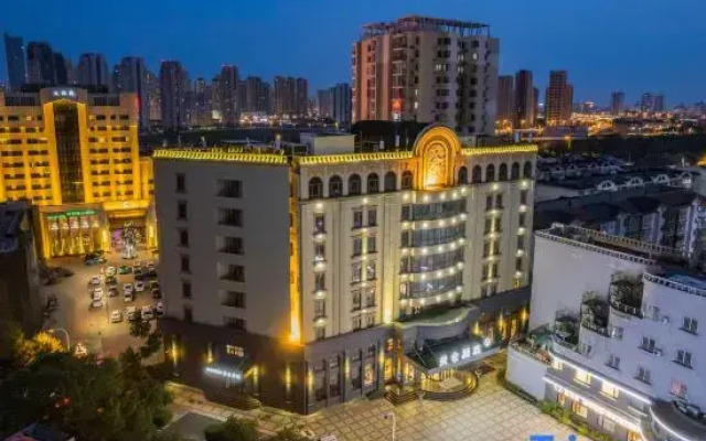 Tianjin Binhai Development Zone Madison Hotel