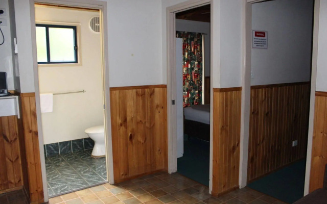 Lani's Holiday Island - Caravan Park