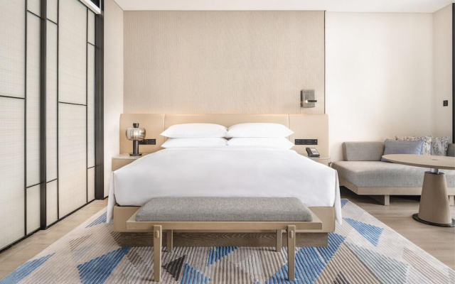 Sheraton Beihai Resort – Guest Rooms – Beihai