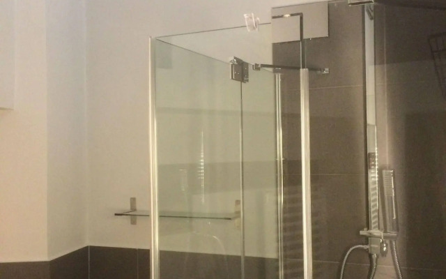 Diezmadrid Hostal
