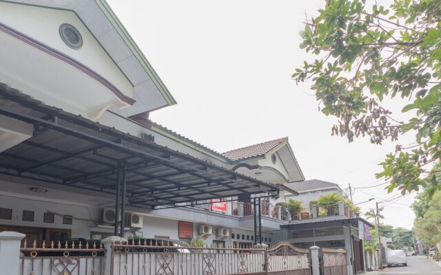 OYO 1221 Exclusive 48 Syariah