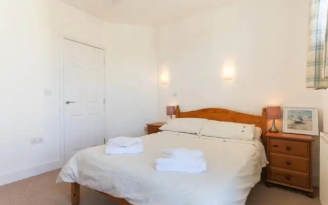 Tidemill House Apartment