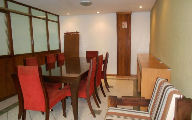 Colossi Hotel