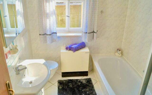 Holiday Home With Natural Garden