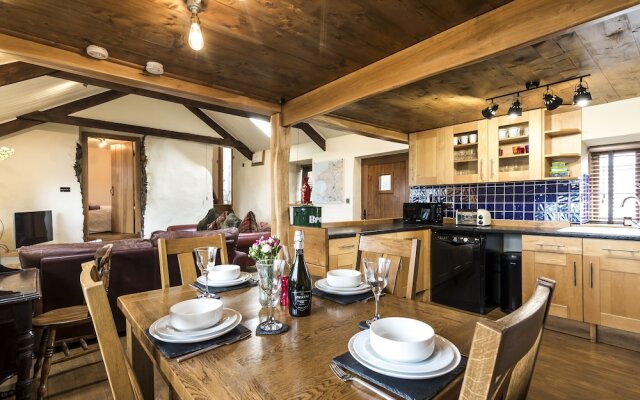 Foxglove - Luxurious Barn Conversion